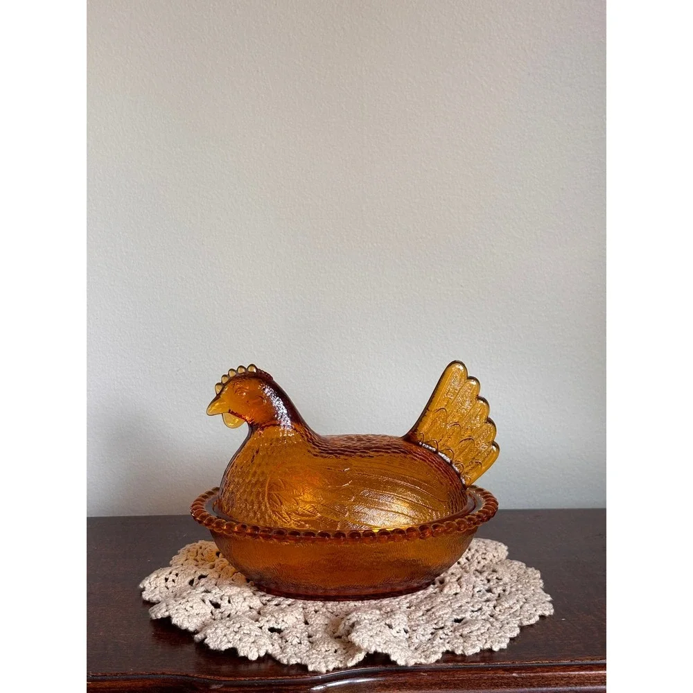 Vintage Indiana Glass 7-inch amber Hen on Nest perfect beaded rim no chips